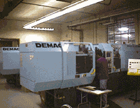 Thinwall Molding Machine